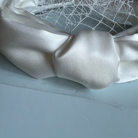 Kristin Ess Hairband Veil - Picture 2 of 7